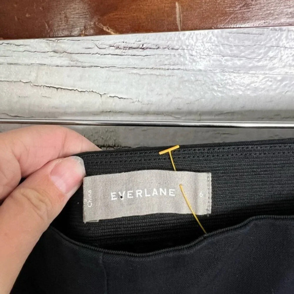 Everlane Straight Curvy Fit Short black Pants Size 6 - Picture 5 of 9